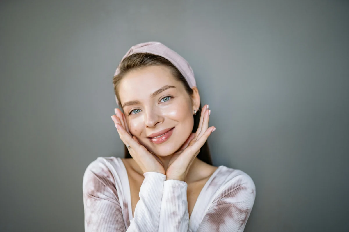 Enhanced Hydration for a Plump, Radiant Look